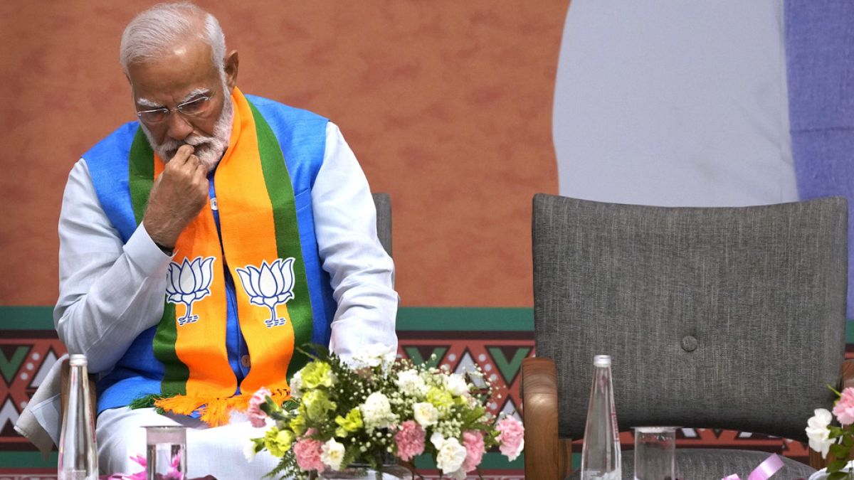 Başbakan Modi'nin partisi Hindistan seçimlerinde çoğunluğu elde edemedi