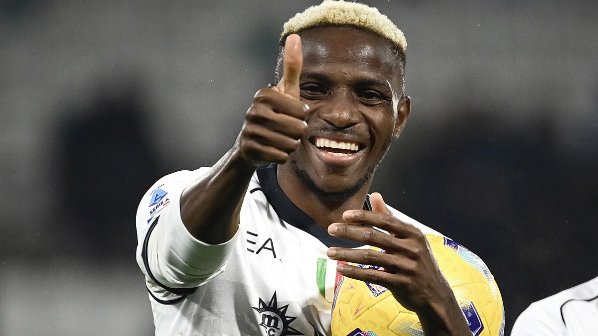 "Victor Osimhen Galatasaray'da": İstanbul'a gelecek