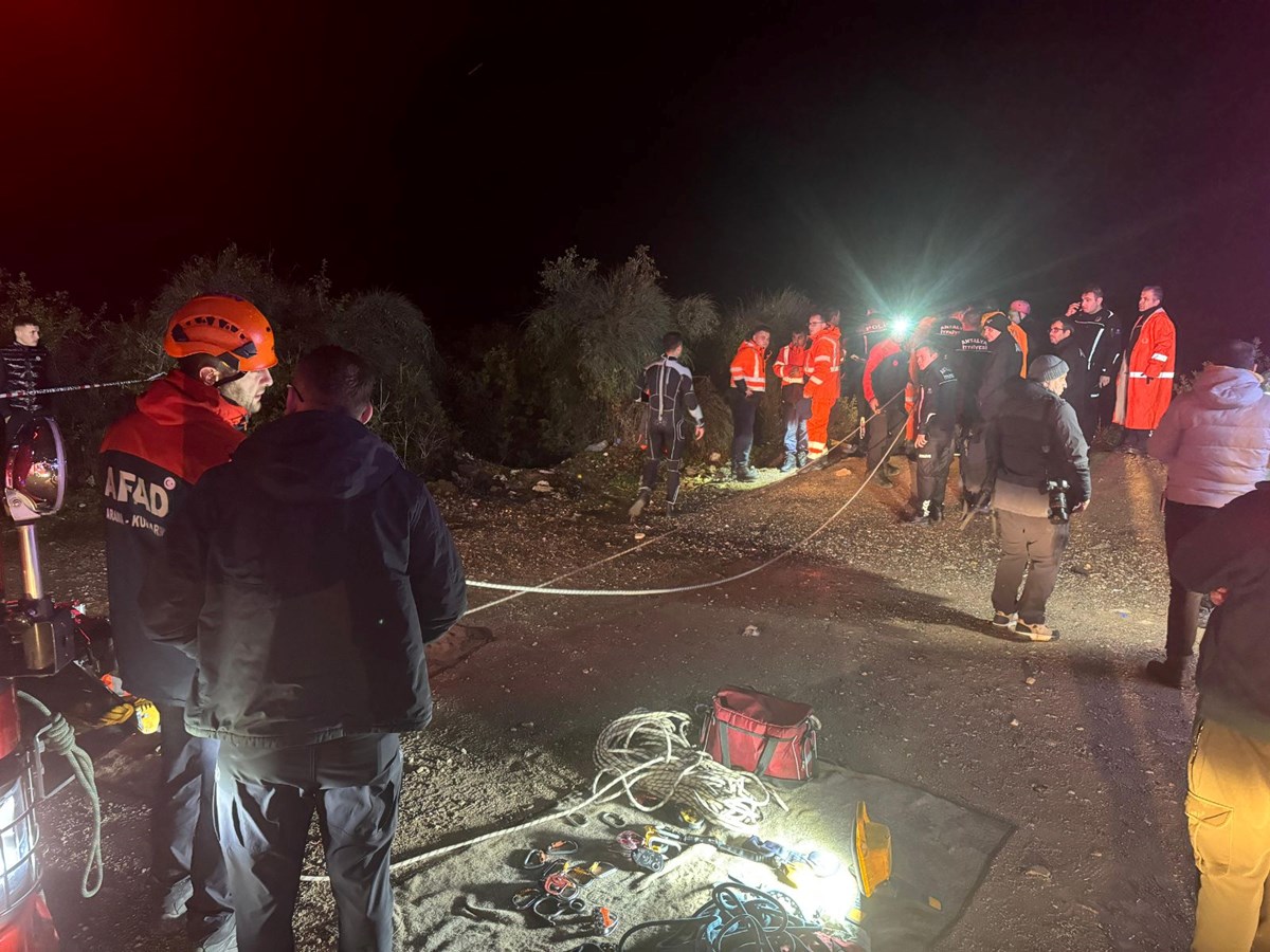 Antalya'da "araba uçurumdan düştü" iddiası