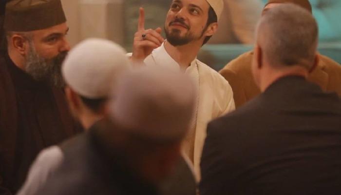 Kırmızı Goncalar dizisinde yeni karakter!  Cüneyd'in babası gelir: "Çünkü sakal bırakacaktır..."