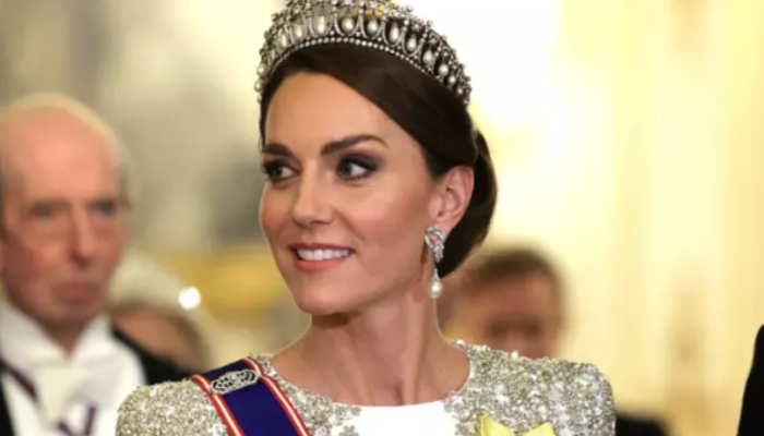 Uzun zamandır ortalıkta gözükmeyen... Galler Prensesi Kate Middleton sonunda ortaya çıktı