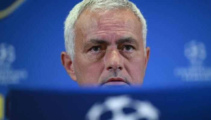 Jose Mourinho'dan maç sonunda sürpriz açıklama! "Benfica bizden daha güçlüydü"