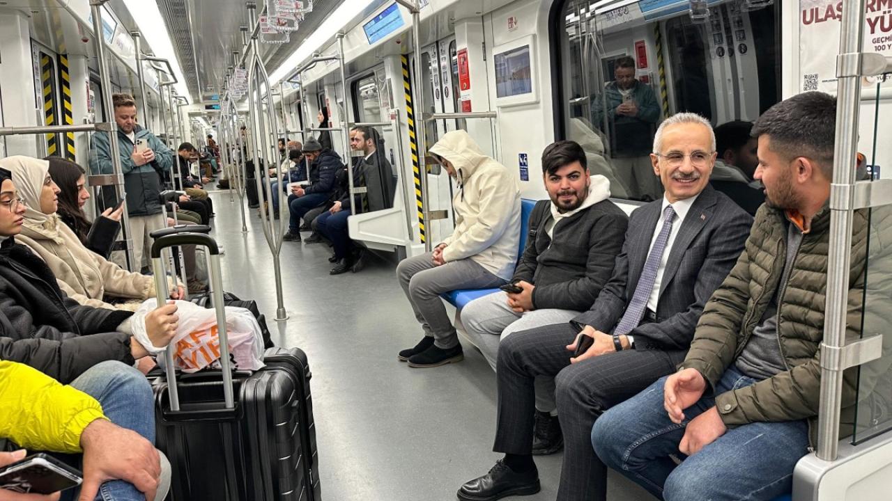 Yolcu rekoru Gayrettepe-Sananbul Havaalanı-Arnavutkön Subway'e kırıldı