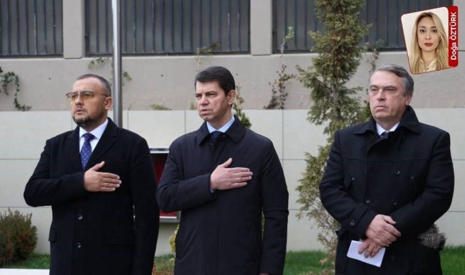 Savaşın bininci gününde Ukrayna'nın Ankara Büyükelçiliği'nde anma töreni düzenlendi - Son Dakika Dünya, Siyaset, Türkiye Haberleri