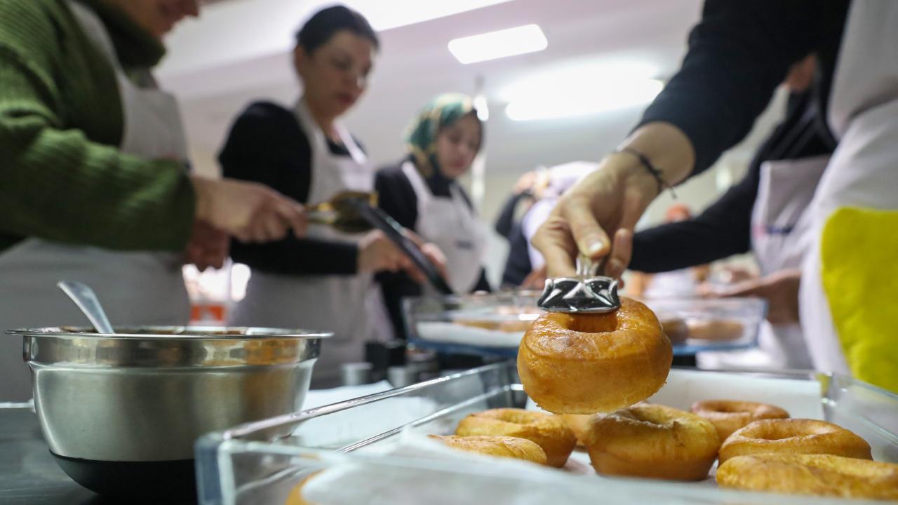 Geçtiğimiz yıl mesleki eğitim programlarından 11,5 milyon kişi yararlandı