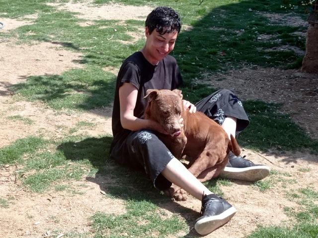 UNLU-SARKICI-CAN-BONOMON'S-SISTER-INTIH_363637_100435