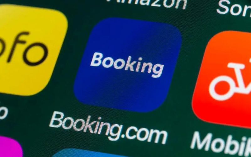 Booking, Expedia ve Airbnb'ye yeni kurallar. Teklif komisyondan geçti